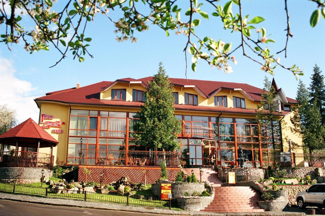 Club Ph Hotel Truskavets Exterior photo